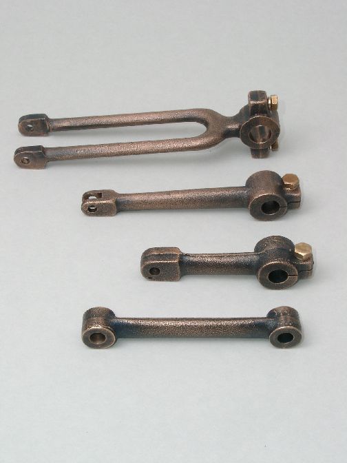 Hebel und Pleuelstangen des Heinrici-Heißluftmotors